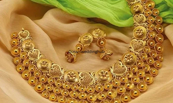 Gopal Chandra Deb ornament centre